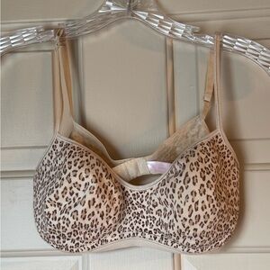 Victoria's Secret Cream Leopard Print Bra - Brand New - Never Worn